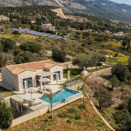 Natural Stone Villas Kefalonia トラペザキ エクステリア 写真