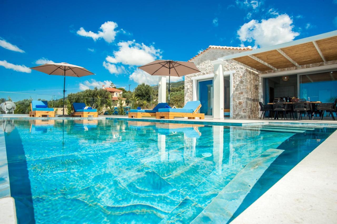 Natural Stone Villas Kefalonia トラペザキ エクステリア 写真
