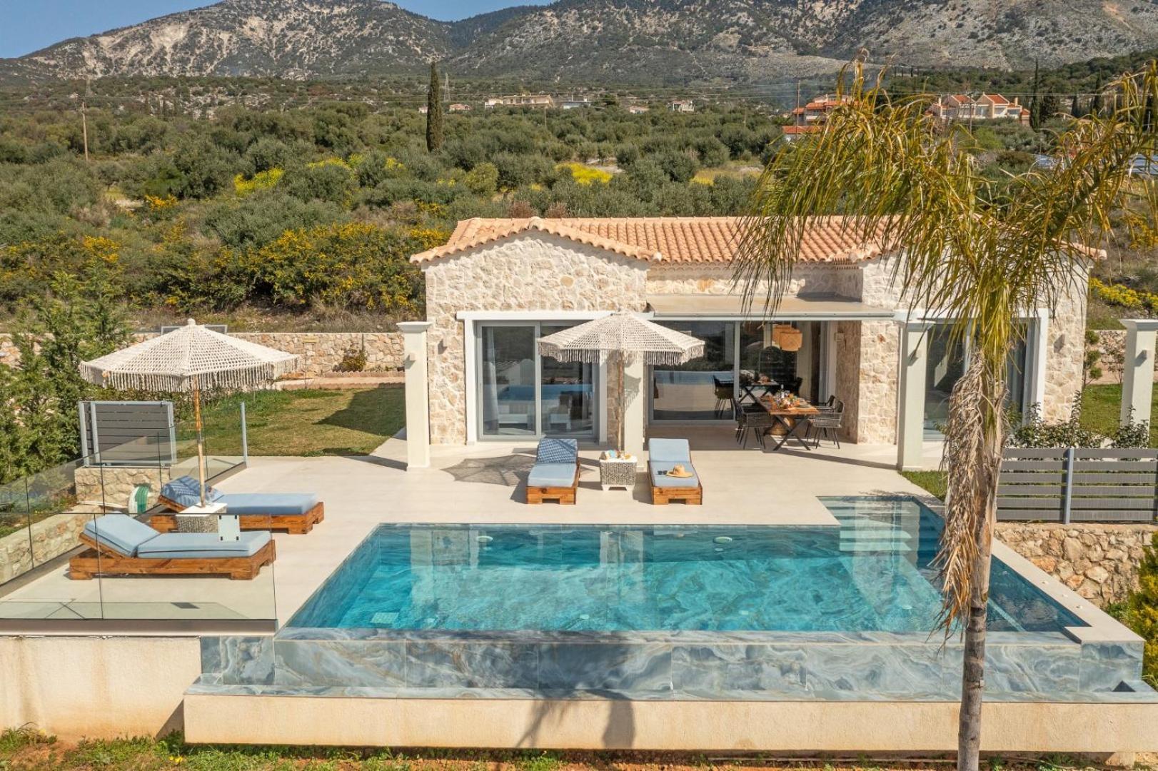 Natural Stone Villas Kefalonia トラペザキ エクステリア 写真