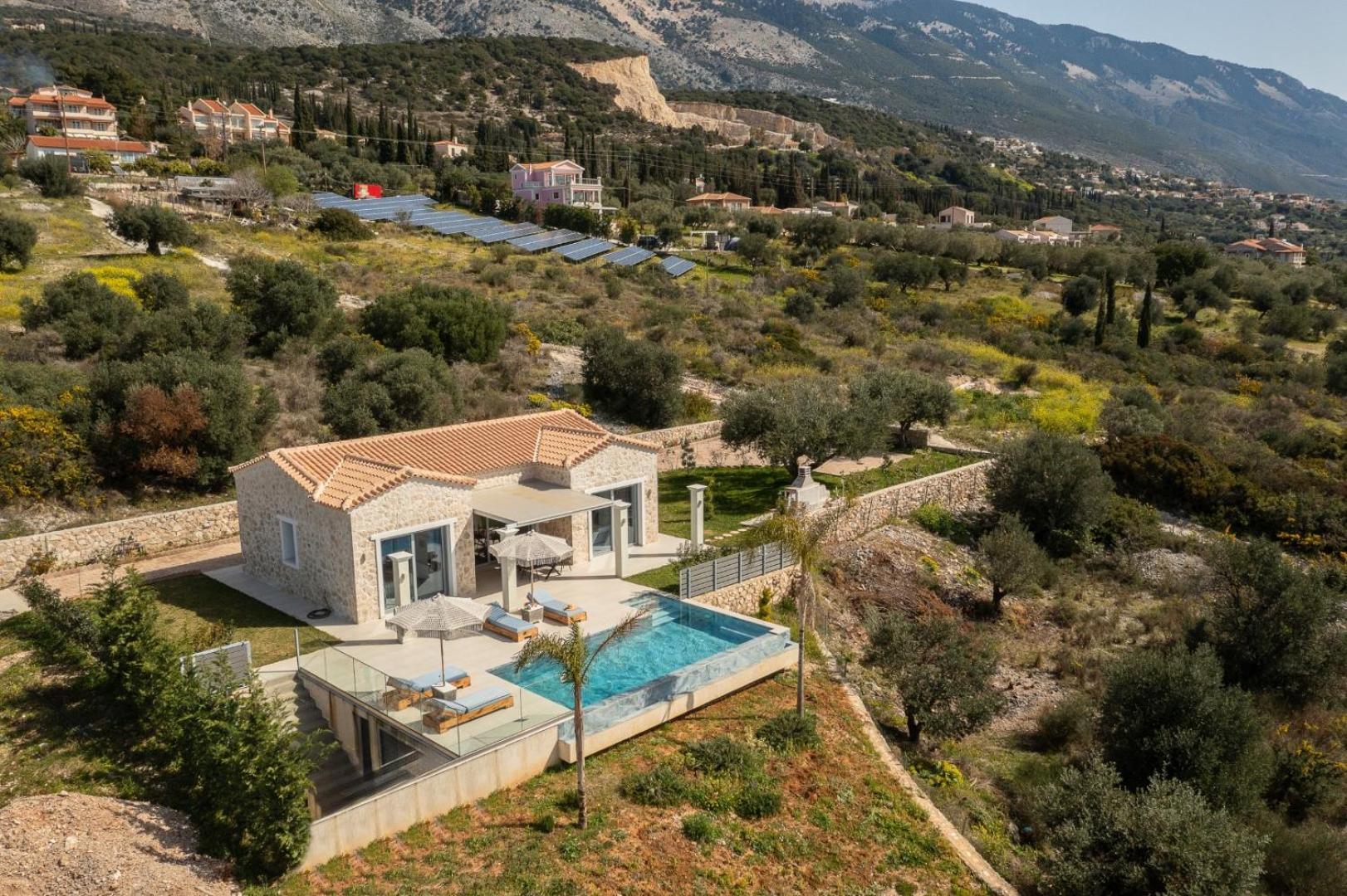 Natural Stone Villas Kefalonia トラペザキ エクステリア 写真
